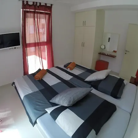 Exclusive Palace تروغير