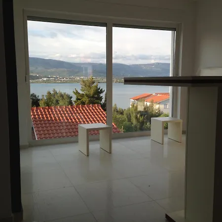 Exclusive Palace Apartment